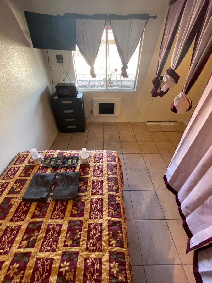 Crown Inn & Suites Spring Valley  Dış mekan fotoğraf